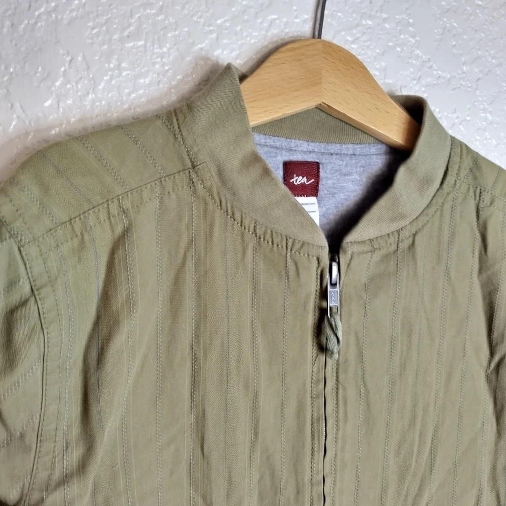 Tea Collection full zip unisex Jacket sz L
